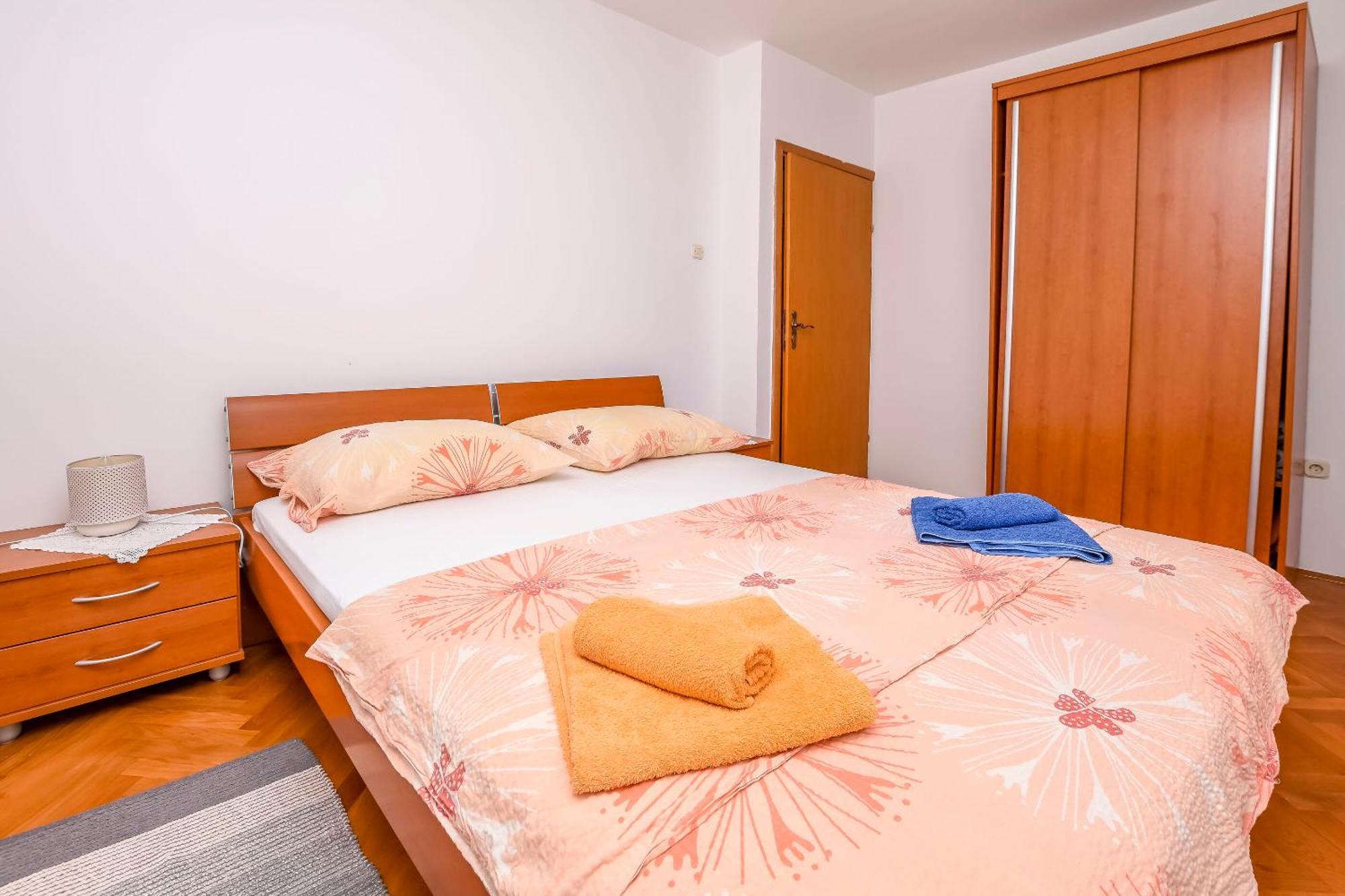 Ražanj Apartments Ema מראה חיצוני תמונה