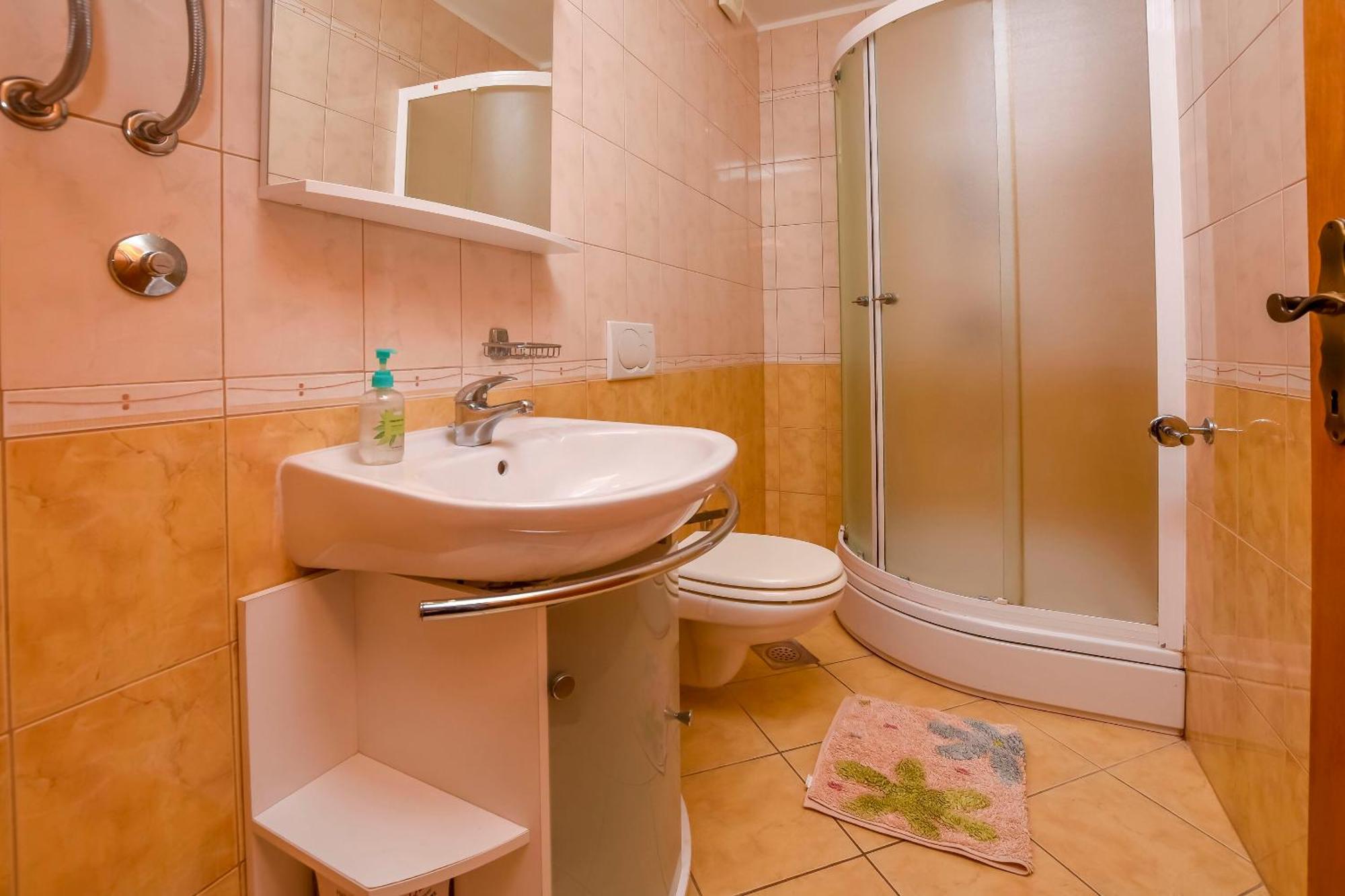 Ražanj Apartments Ema מראה חיצוני תמונה
