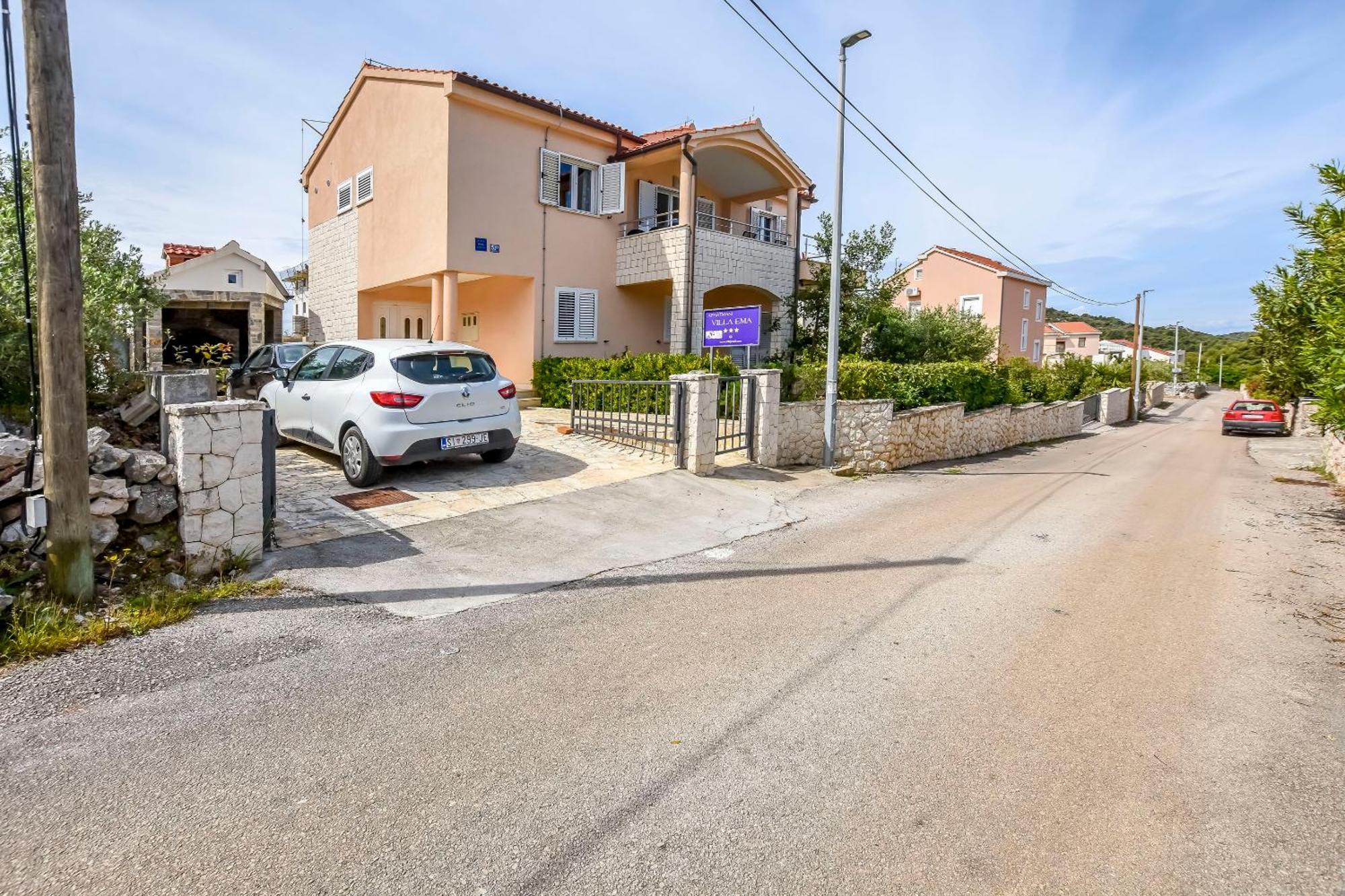 Ražanj Apartments Ema מראה חיצוני תמונה