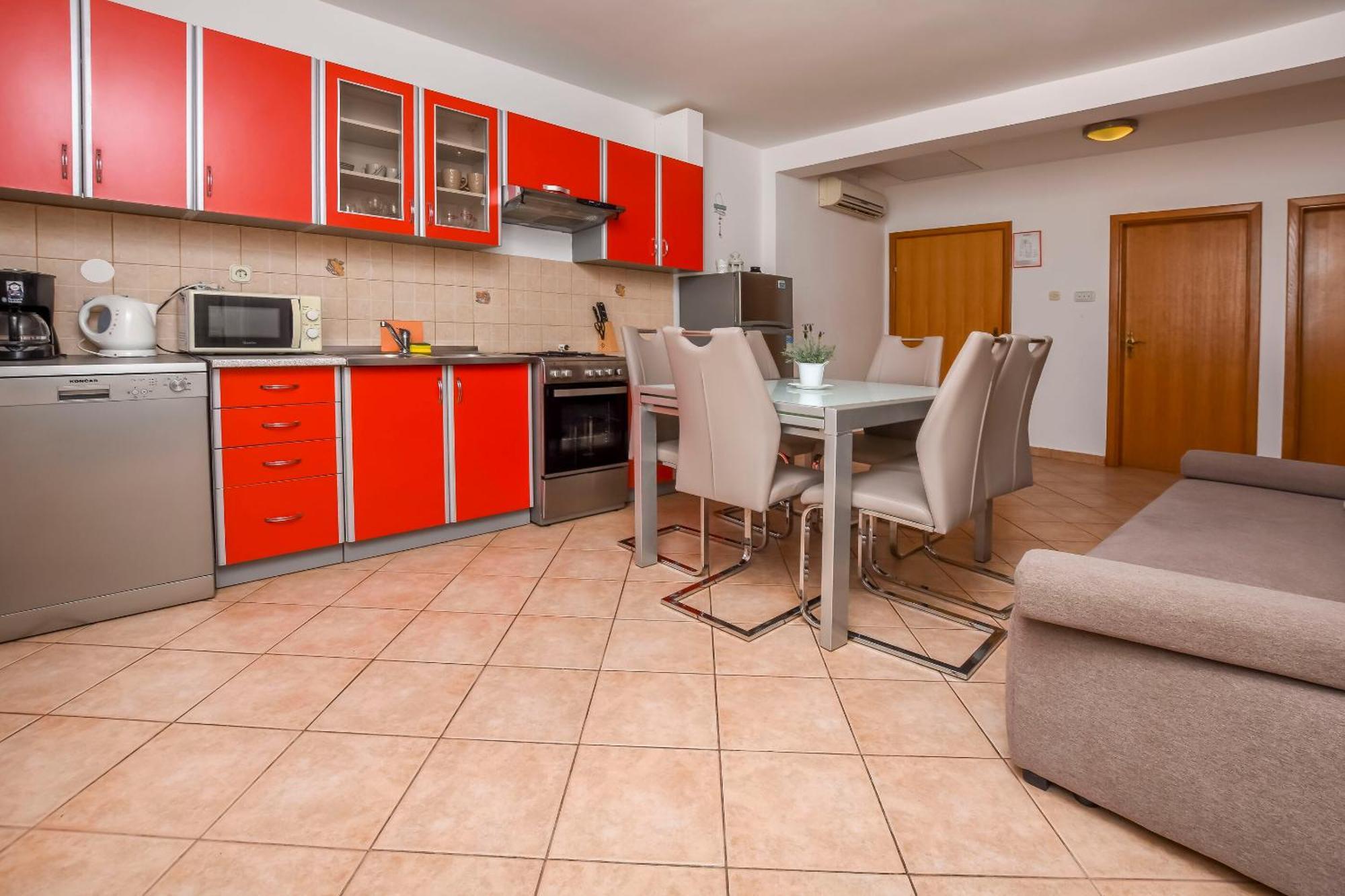 Ražanj Apartments Ema מראה חיצוני תמונה