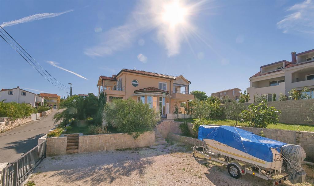 Ražanj Apartments Ema מראה חיצוני תמונה